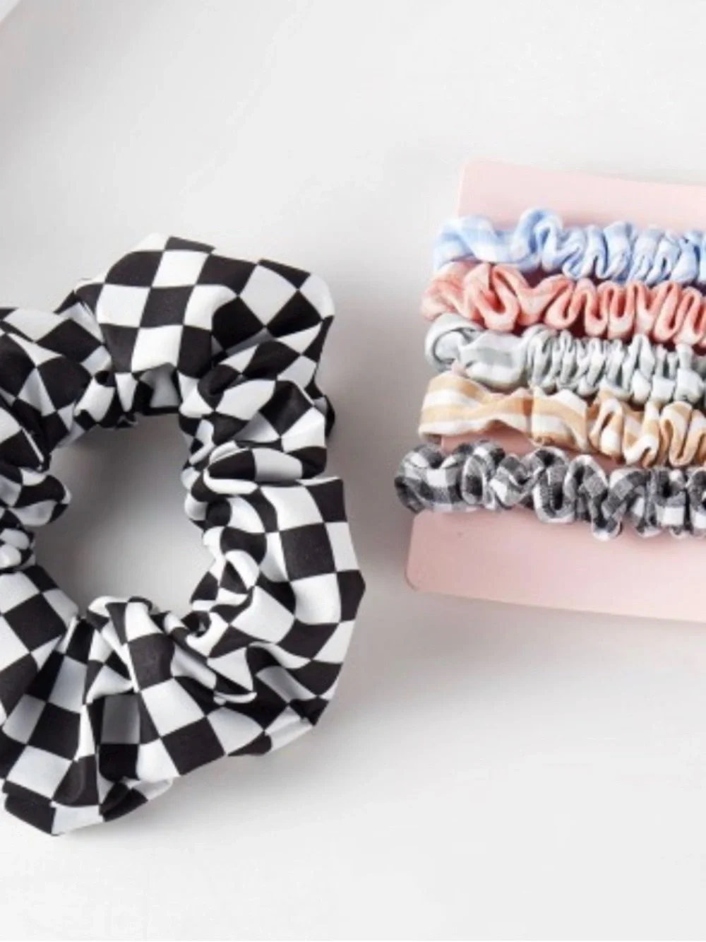 Checker Print 9 Piece Hair Accessories Box